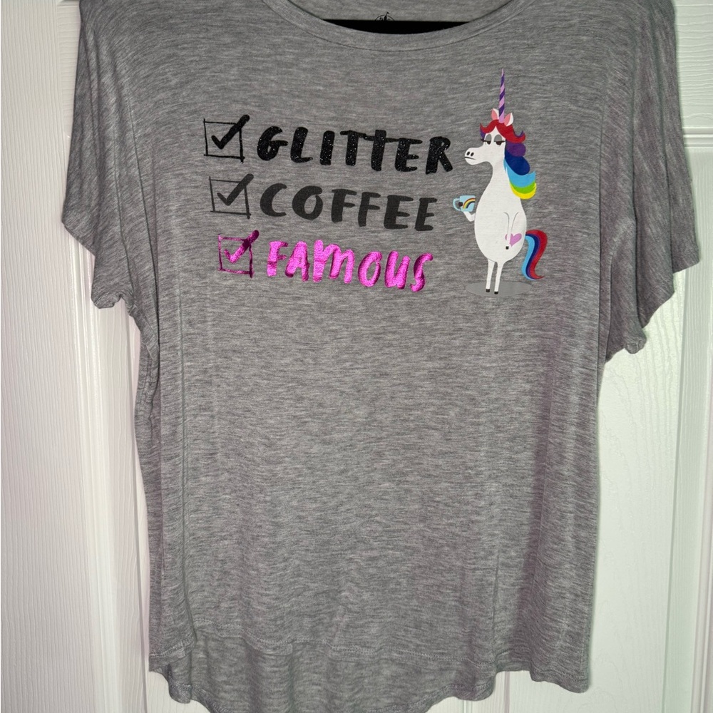 Gray Unicorn Graphic T-Shirt